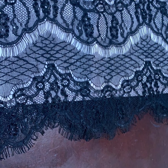 Kir Size 4, Black with lace and sequence - Picture 3 of 6